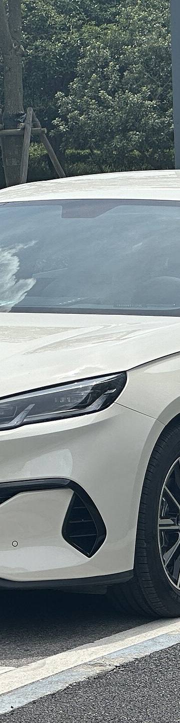 Por que o carro da BYD custa o que custa