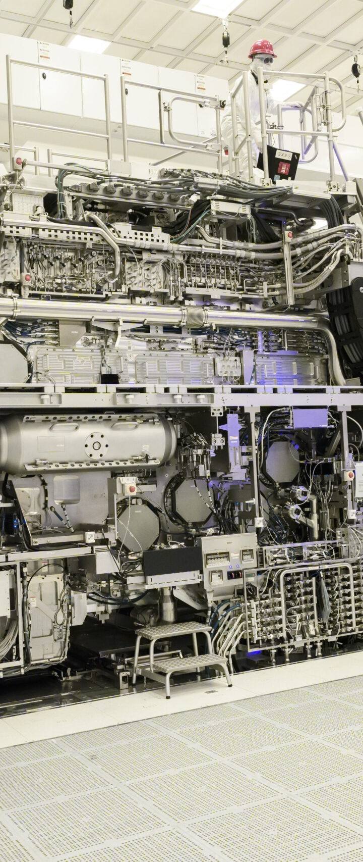 A China rachou o monopólio das máquinas de chip