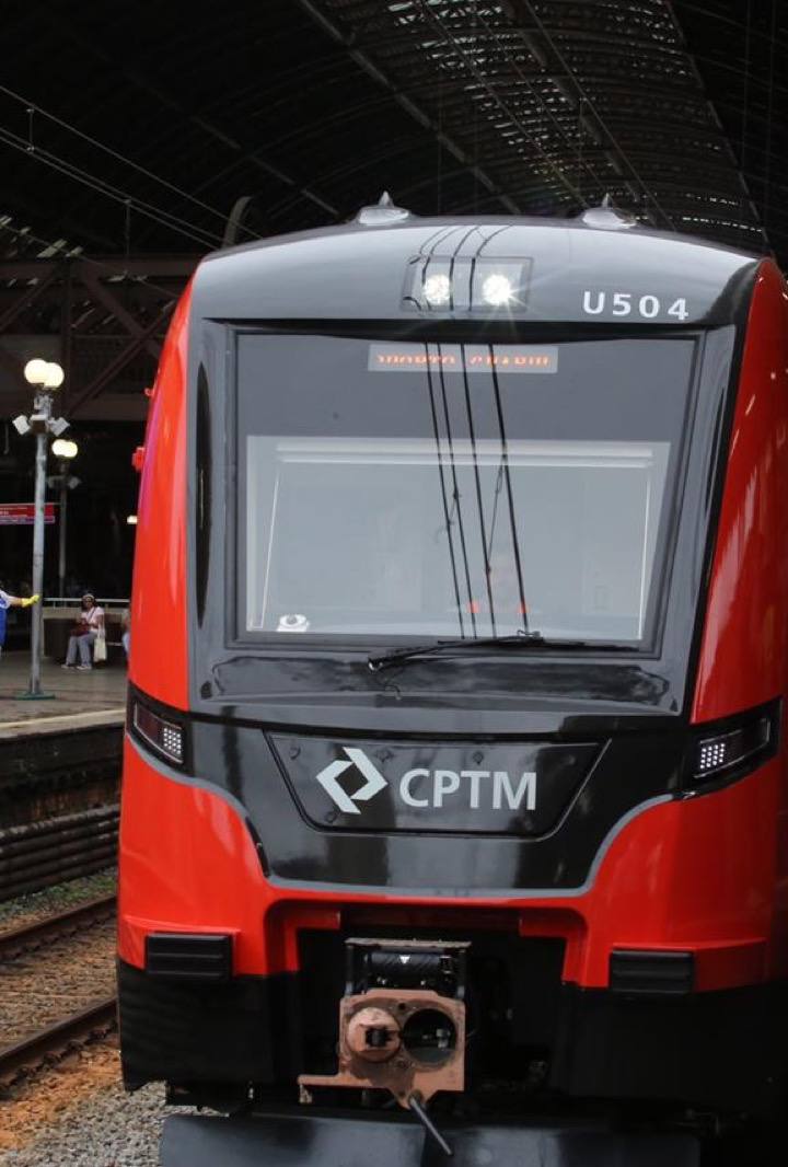 A China já está no Brasil e você usa todo dia sem perceber (trens, ônibus, carros e os guindastes do porto)