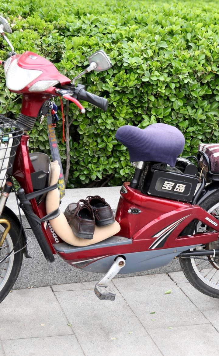 A mesma motinha custa R$ 5.000 na China e R$ 12.000 no Brasil — por quê?