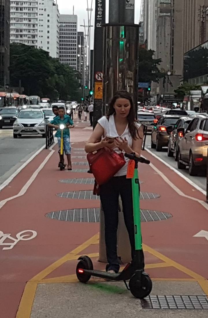 O que muda para bike e patinete elétrico